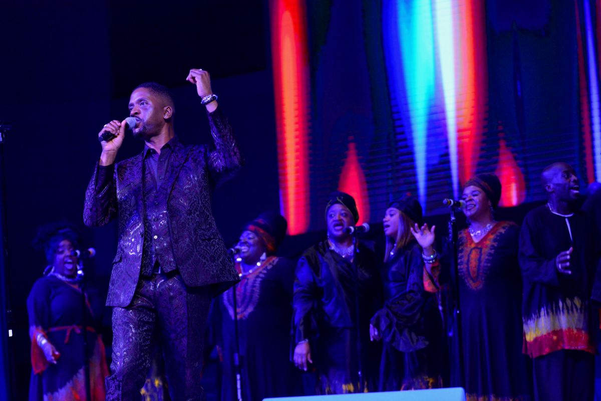 Donald Lawrence & The Tri-City Singers At The 11th Annual Spirit Of Praise