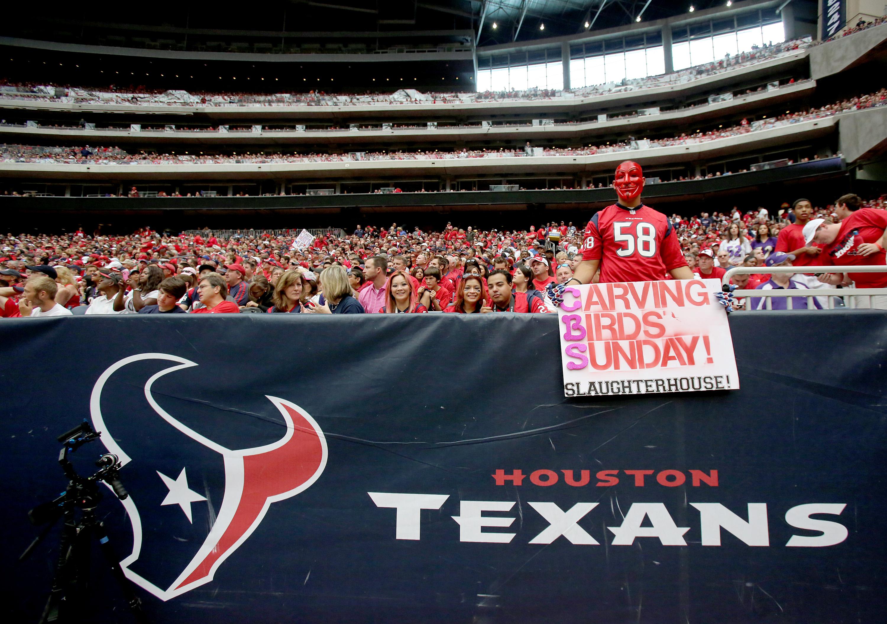 "DESHAUN WATSON" — HOUSTON TEXANS QUARTERBACK BAPTIZED IN ...