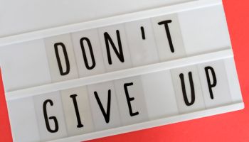 DON'T GIVE UP message
